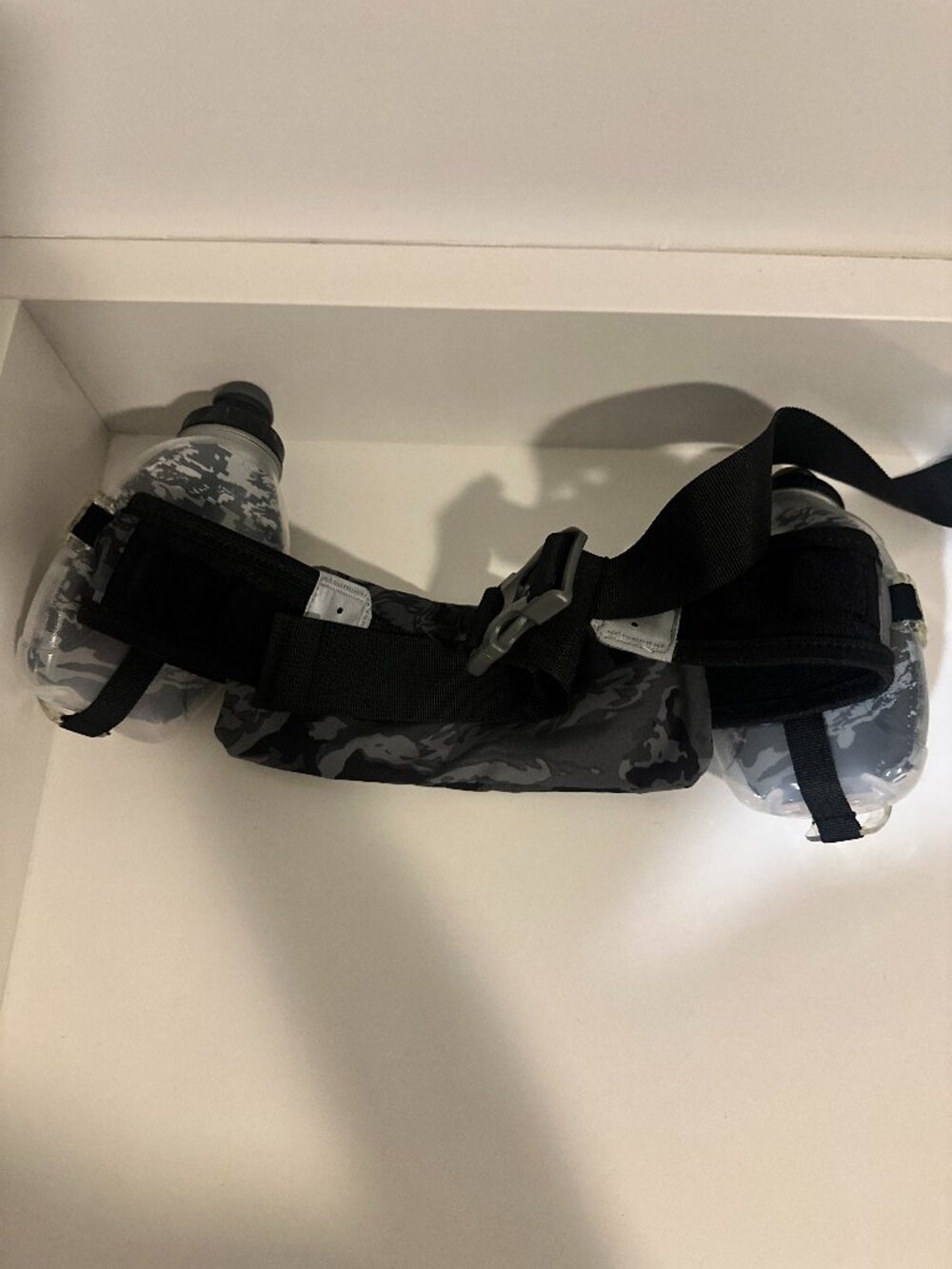 Under Armour x Nathan Hydration Running Belt – 2 Bottle Waist Pack - Picture 5 of 7